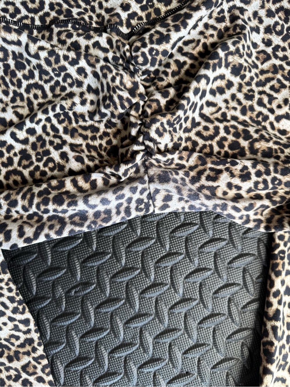 Zyia Active Leopard Print High-Rise Leggings - Picture 5 of 5